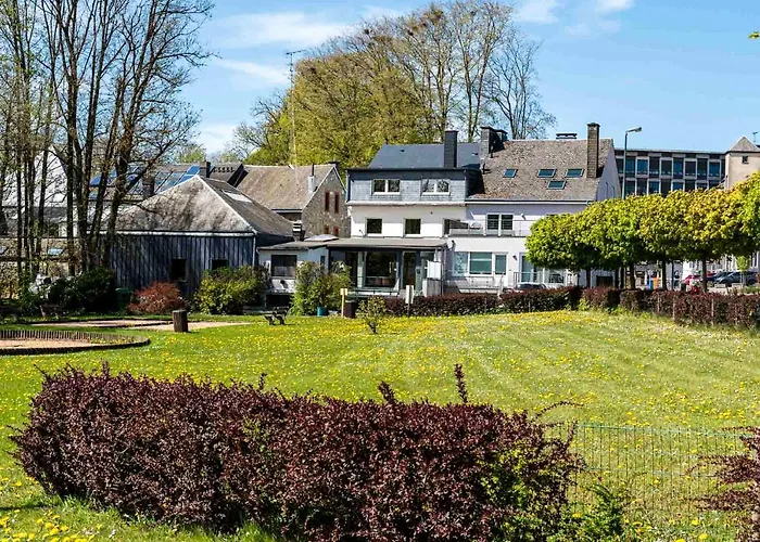 Hotel L'Avenue Libramont-Chevigny