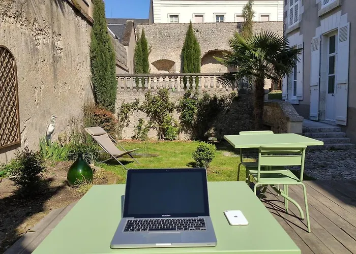 Demeure Des Cordeliers Avec Parking Prive Bed & Breakfast Blois