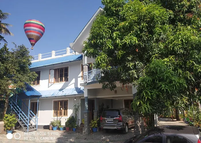 Munnar Blue Mist Bed & Breakfast
