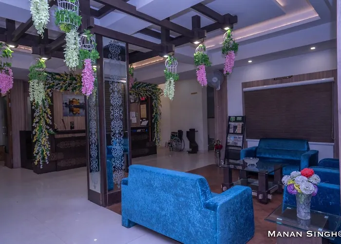 Hotel Samrat Jabalpur