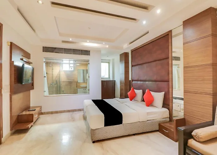 Townhouse 939 Hotel Gagan Inn Near Satyam Inox Patel Nagar New Delhi