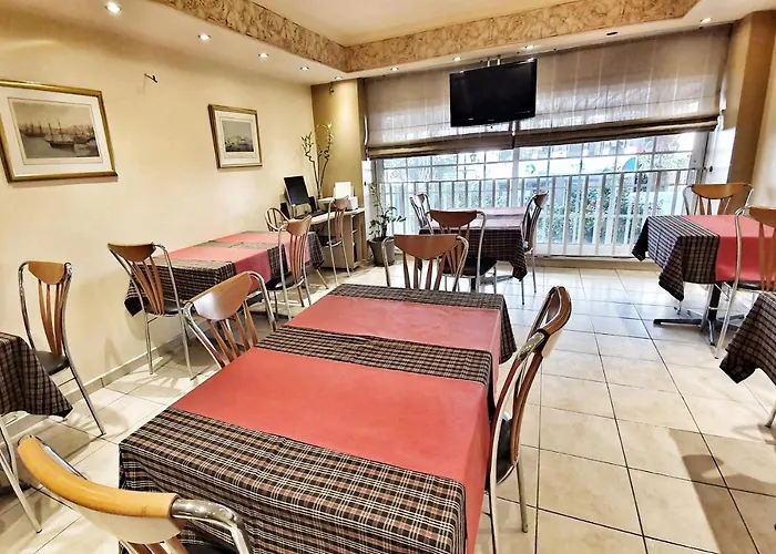 Hotel Noufara El Pireo