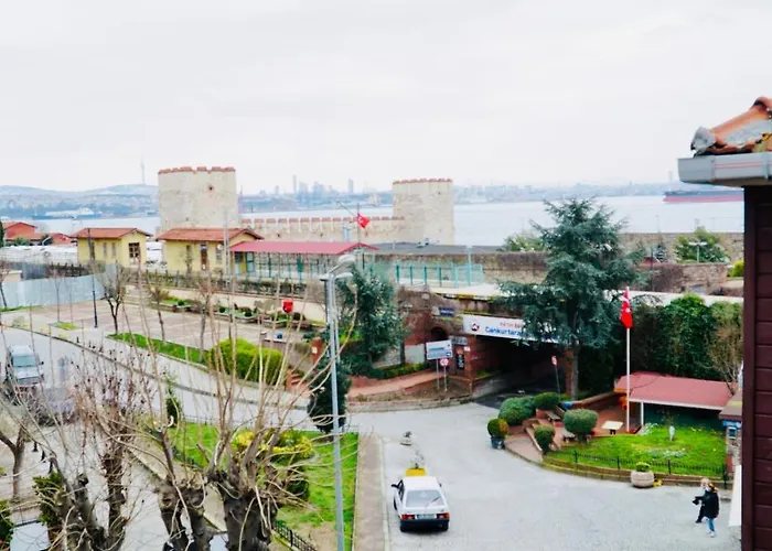 Qonaq Hotel & Suites İstanbul