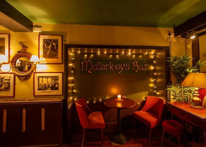 Foyles Hotel Clifden
