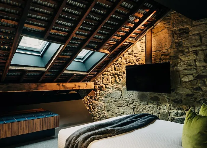 Moss Hotel Hobart