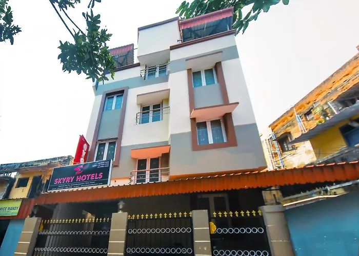 Oyo Flagship 76696 Skyry Hotels Chennai