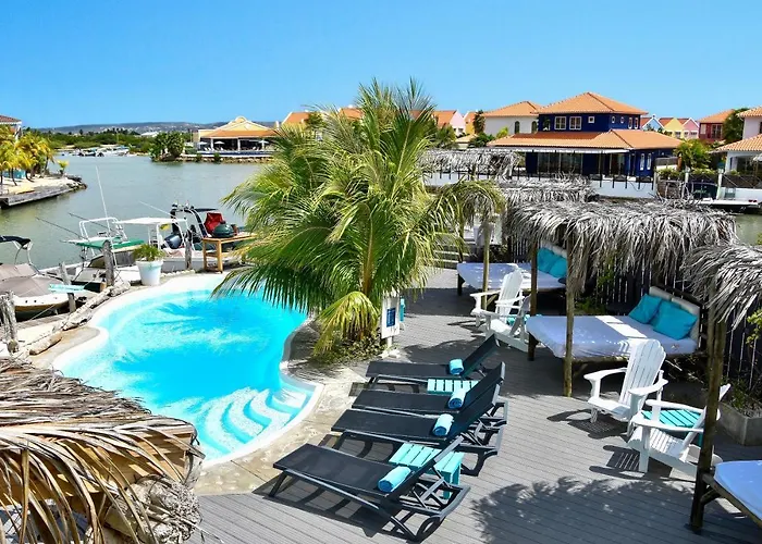 Ocean Breeze Boutique Hotel & Marina Kralendijk