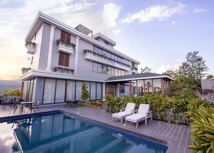 Valentia The Exotic Boutique Hotel - Pure Veg Mahabaleshwar