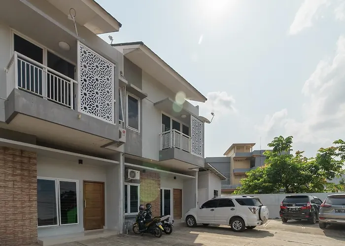 Reddoorz @ Jalan Demang Lebar Raya Palembang Hotel