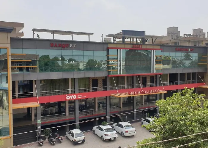 Maple Leaf Hotel Kharar