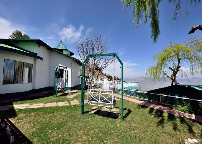 Galleu Hill Resort By La Riqueza Hotels - Family Resort I Open Air Terrace I Sky Bonfire I Mountain View Rooms With Balconies I Adventure Park Kufri