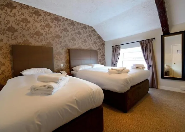 Savoy Country Inn St Clears