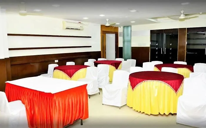 Hotel Mandakini Plaza Kanpur