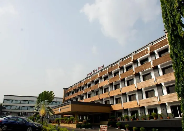 Grand Ibro Hotel - Guest Room Jabi