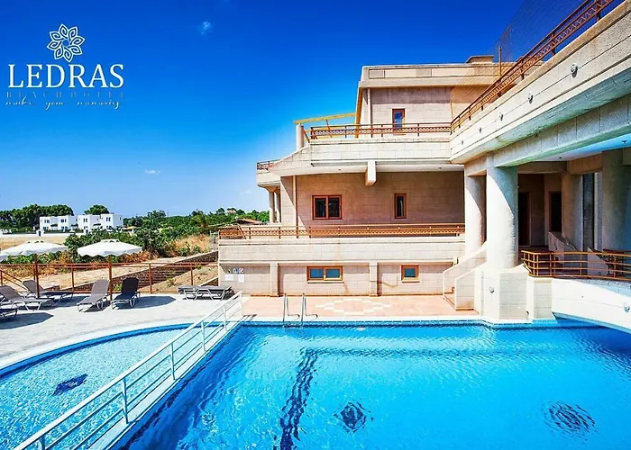 Hotel Ledras Gennadi