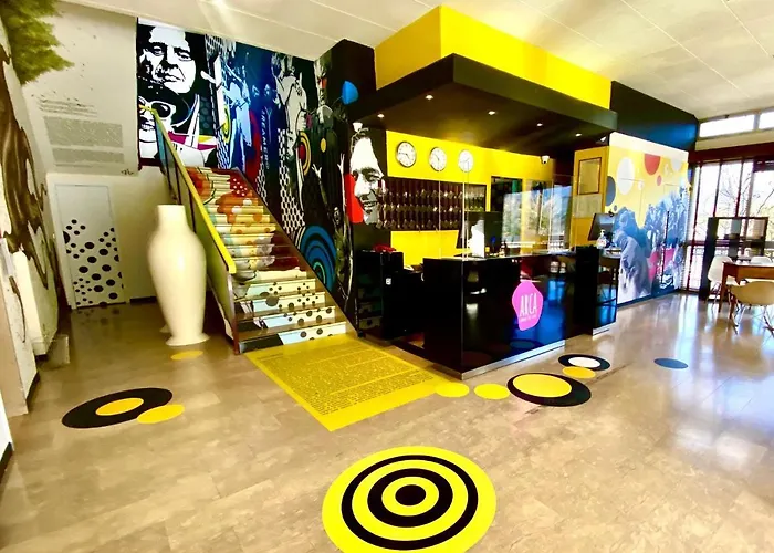 Lh Hotel Arca Street Art Spoleto