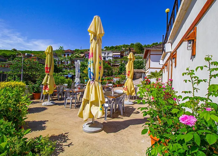 Hotel Bebej Tradicional Gjirokaster