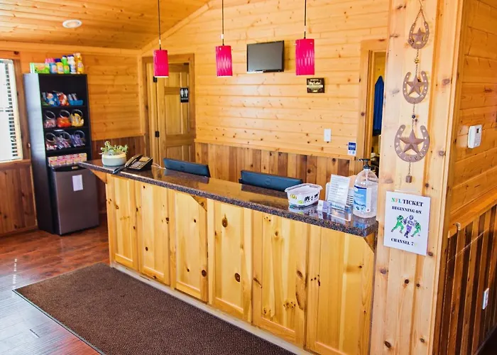 Lone Star Lodge Big Lake