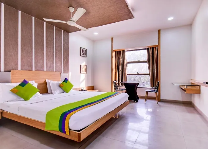 Treebo Admiral Suites New Usmanpura Aurangabad 