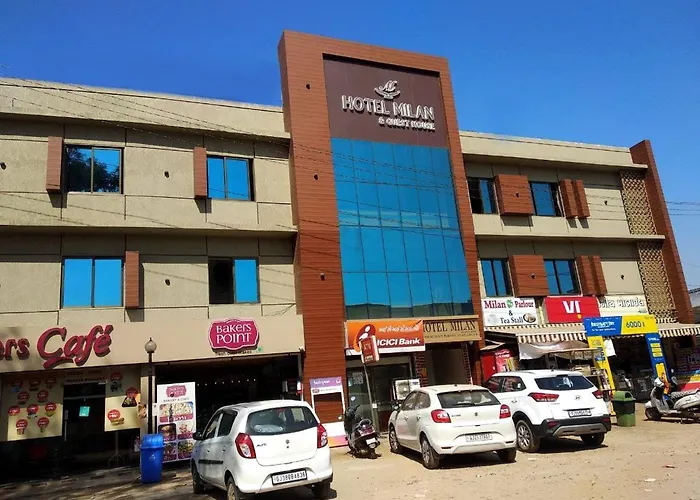 Hotel Milan Ahmedabad