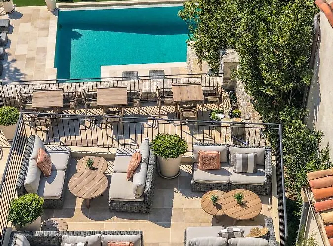 Aparthotel Mougins Luxury Retreats