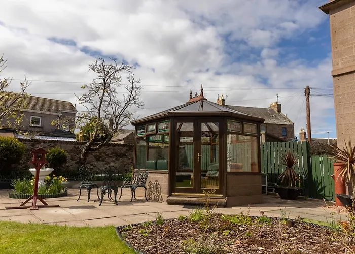 The Limes Guest House Montrose
