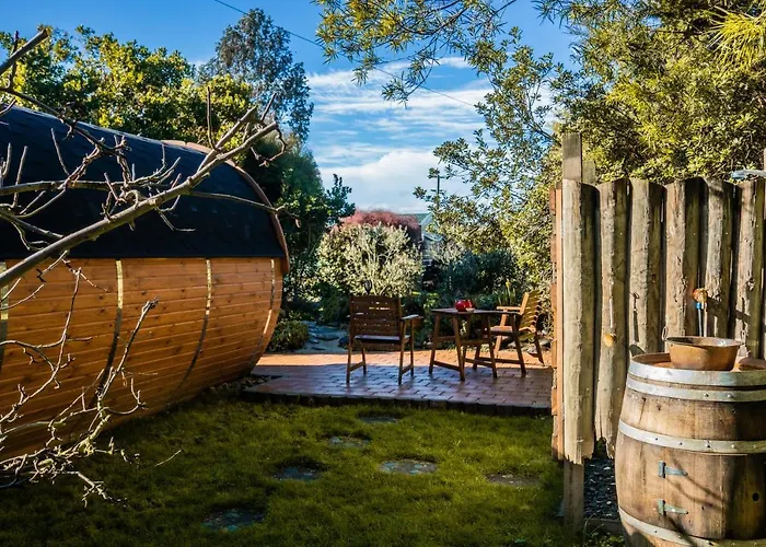 Marlborough Wine Barrel Cabins Blenheim