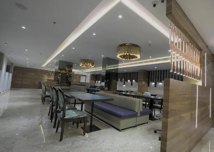 The Mantra One By Blues Hotels Ahmedabad
