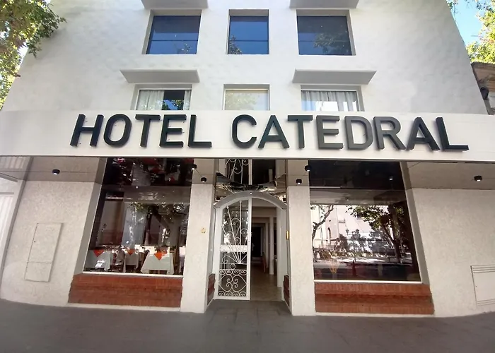 Hotel Catedral San Rafael