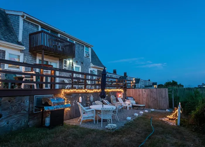 A Cape Cod Ocean Manor Inn Hyannis
