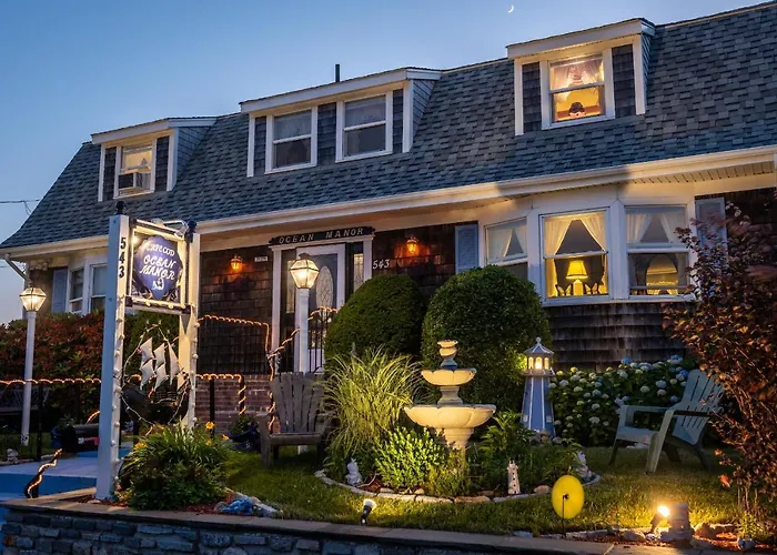 A Cape Cod Ocean Manor Inn Hyannis