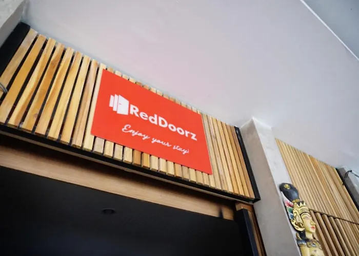 RedDoorz Hostel Near Ngurah Rai Airport Kuta