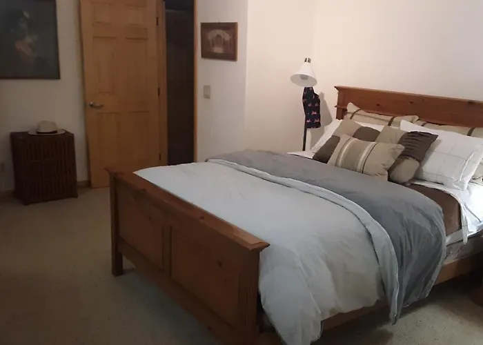 Winterfell Inn - No Xtra Fees, Dogs Ok, King & Queen Suites Arnold