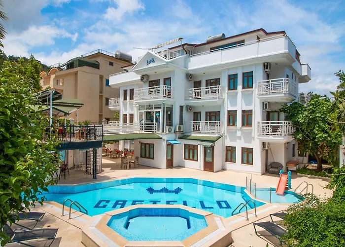 Castello Hotel & Aparts Kemer