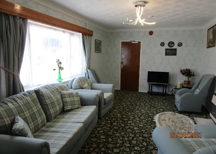 Tremains Guest House Bridgend 