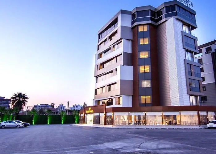 Majura Hotel Business İzmir