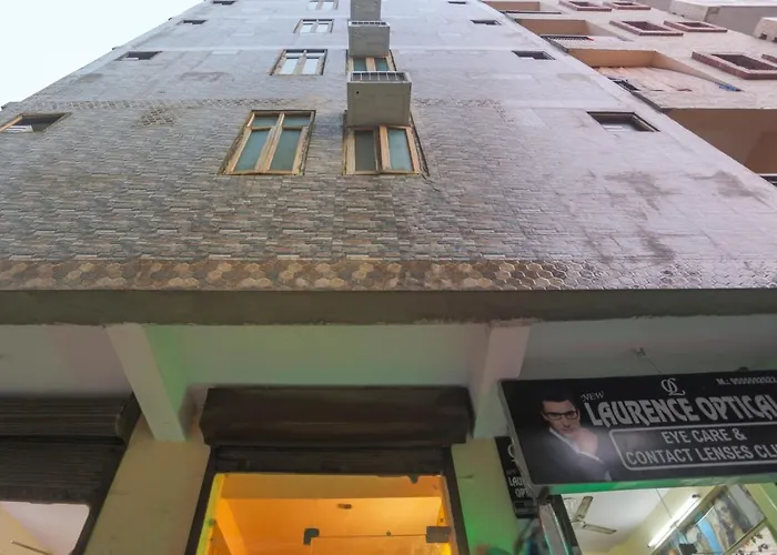 Oyo 3202 Hotel Gayatri Residency Agra 
