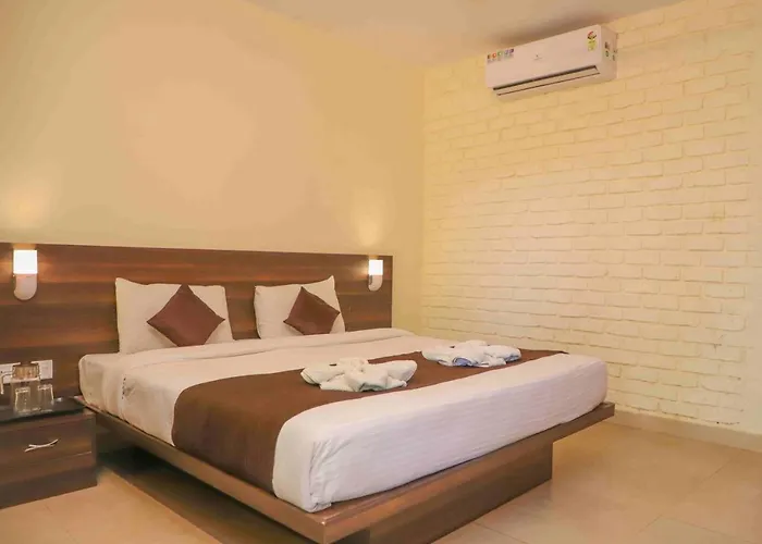 Hotel On The Rocks Mahabaleshwar