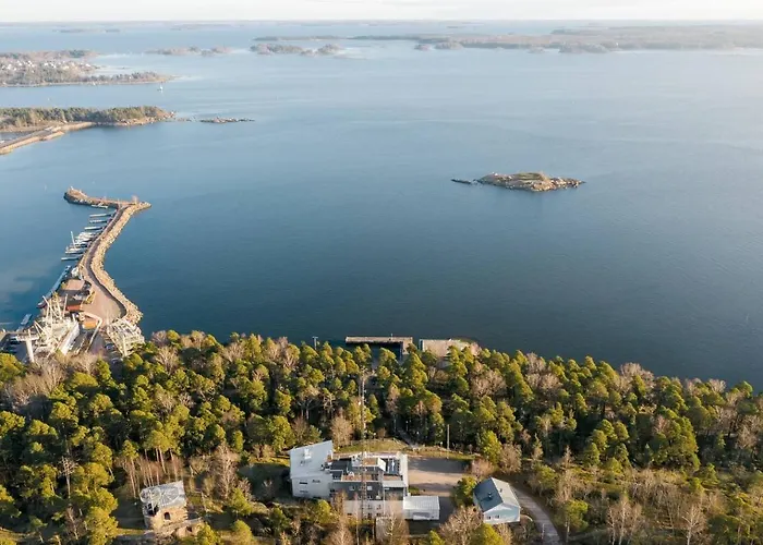 Vanha-Merivartioasema Kotka