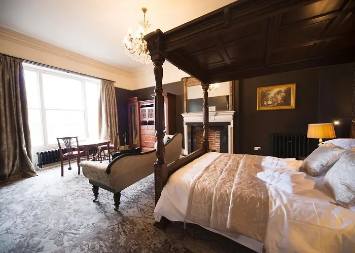 East Walls Hotel Chichester