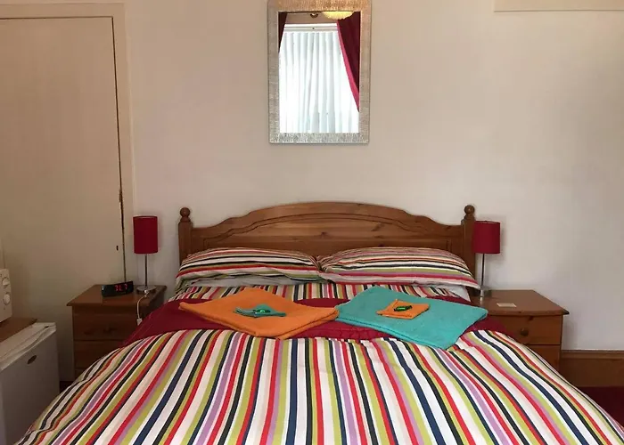 Broomlea Guest House Dyce