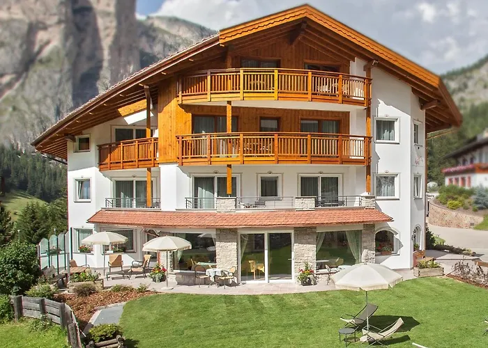 Hotel Garni Aghel Wolkenstein in Gröden
