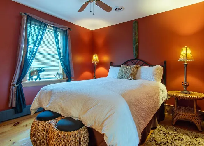 Emilyville Inn Campbellford