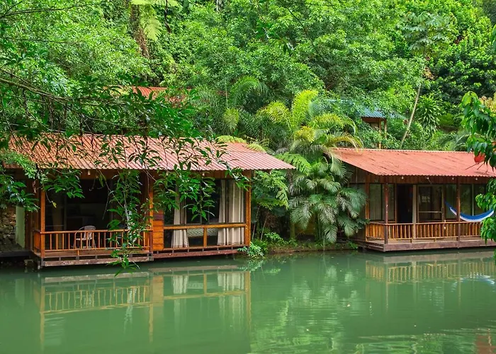 Cabañas del Lago La Fortuna