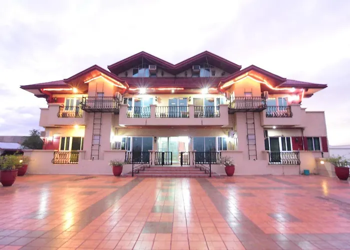 Ang Tahanan Ni Aling Meding Hotel And Restaurant San Pablo