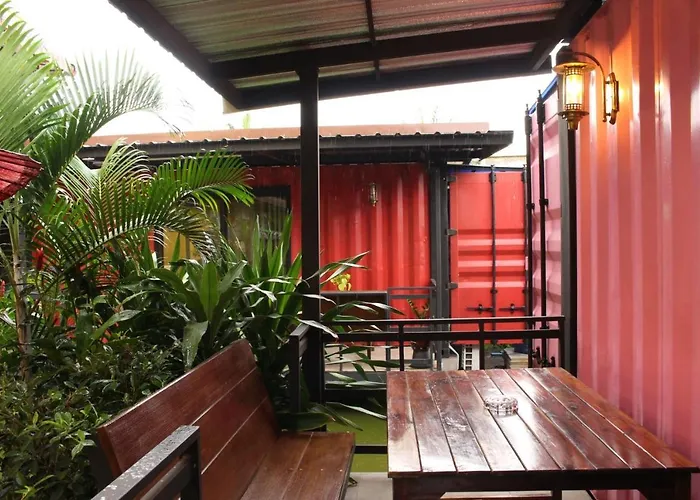 Amazon Resort Surat Thani