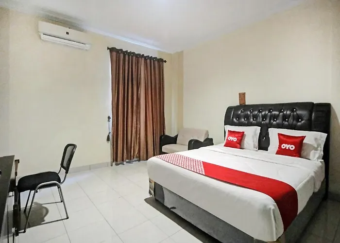 Oyo 90381 Belva Guest House Medan
