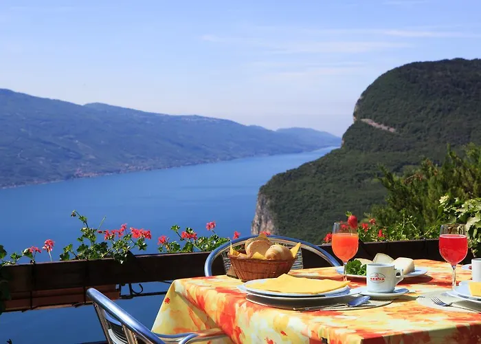Hotel Panorama E Residence Tremosine