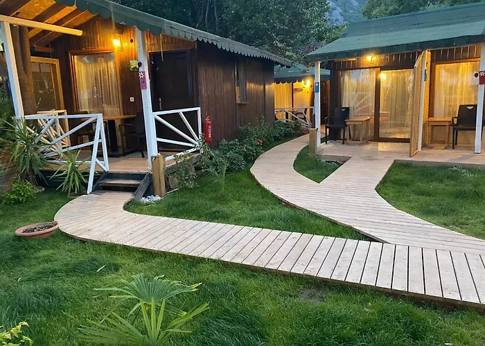 Kara Kedi Beach Bungalow Çıralı