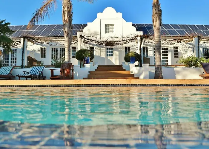 Thelab Robertson Hotel